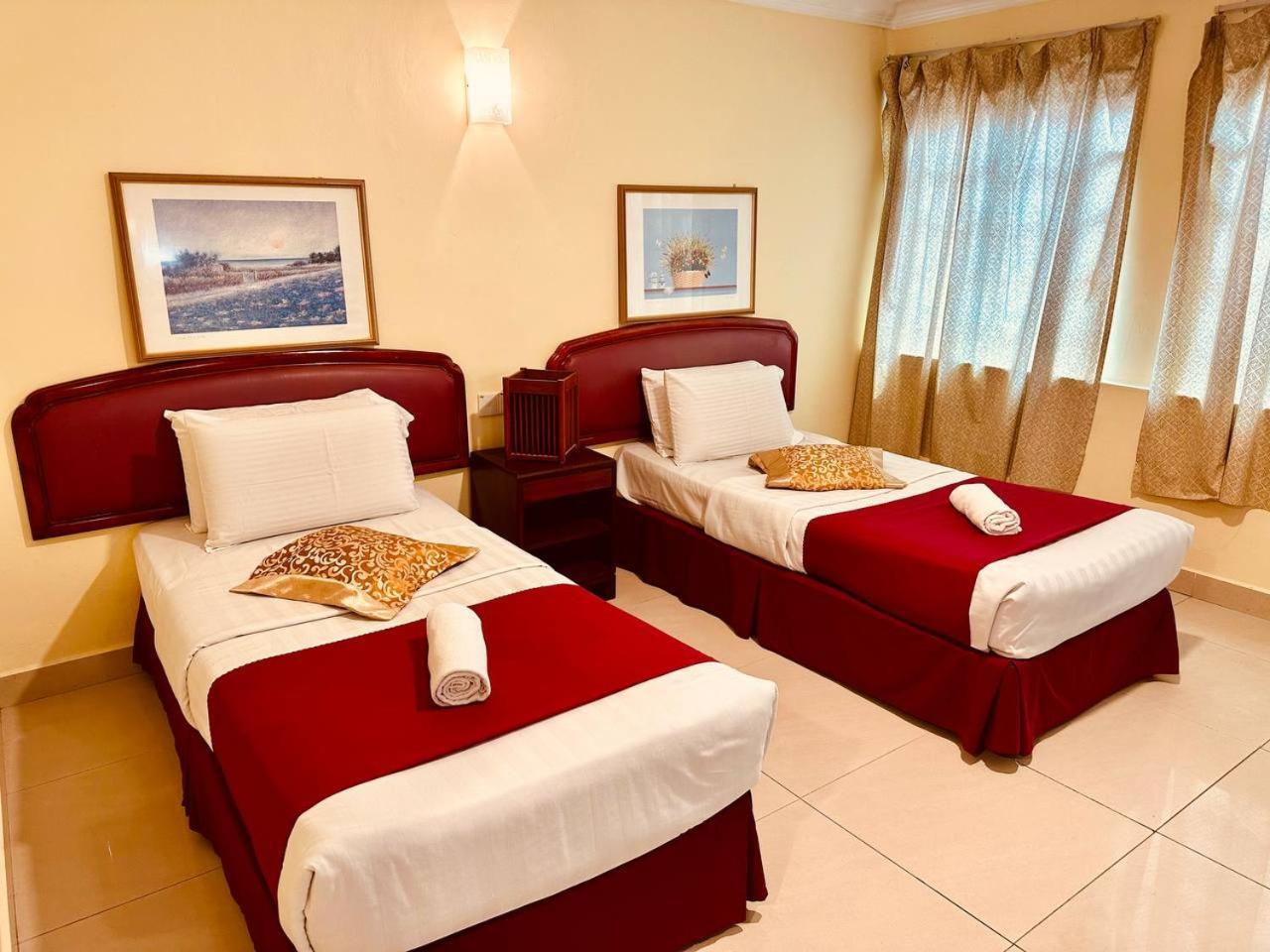 Carlton Hotel Seremban - Next To Terminal Bus Station المظهر الخارجي الصورة